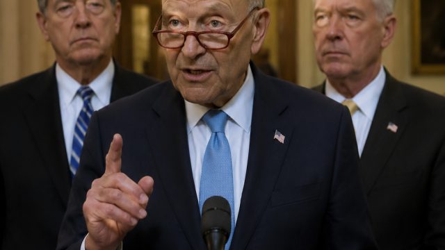 US Senators Push Bill to Fund Ukraine with Confiscated Russian Assets | pola scatter olympus, id pro