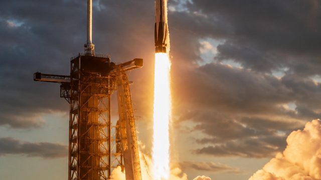 SpaceX's Bold Move: $25 Billion Debt Offering Amidst Market Buzz | jackpot ukraina, rtp slot bursa77