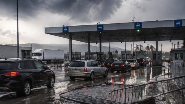Severe Thunderstorm Disrupts Key Border Crossing in Greece | surgaslot777 login, han rx7
