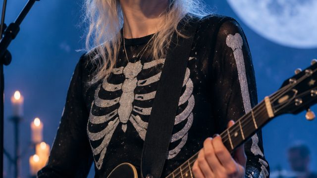 Phoebe Bridgers Unveils New Album and Single Amidst Exciting Tour | angka hk keluar malam ini live, 